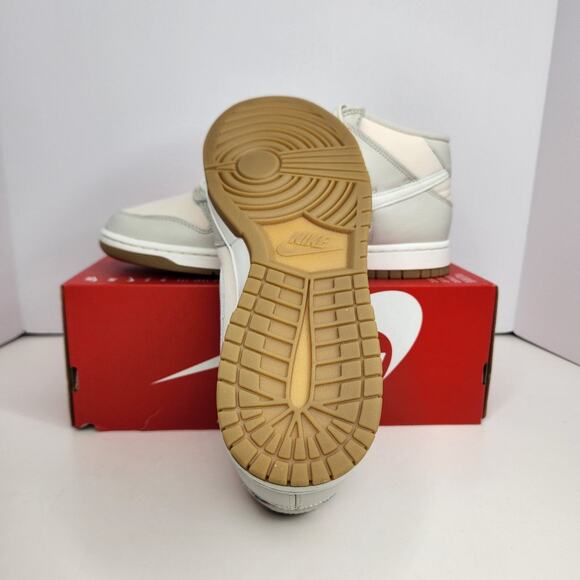 Nike Dunk Mid Light Orewood/Gum Size 12 Men - Picture 3 of 8